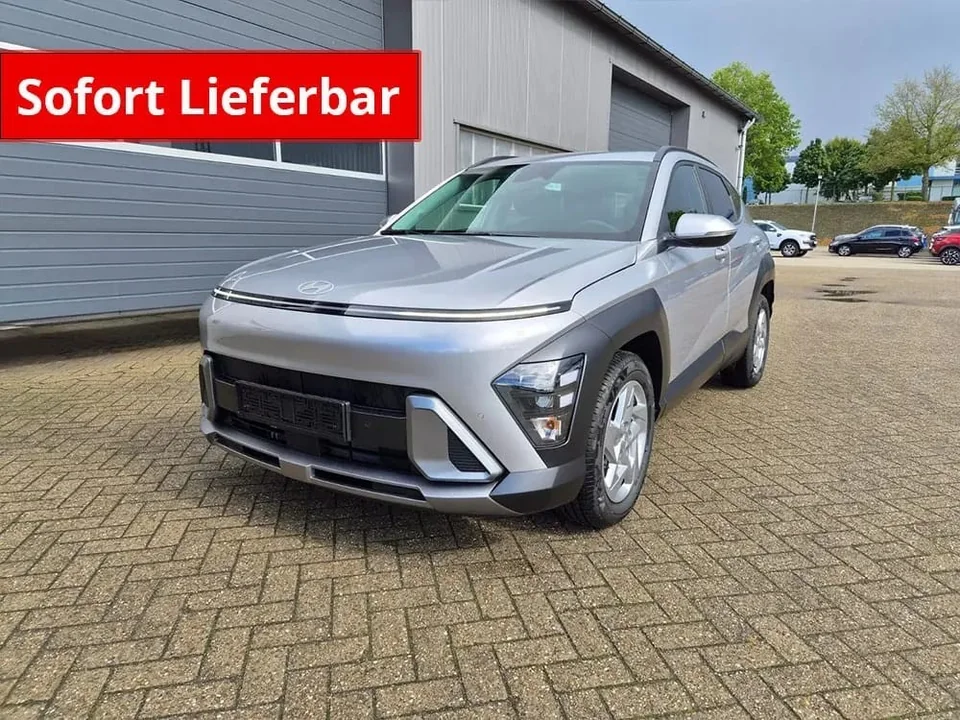 Hyundai KONA · Shimmering Silver metallic
